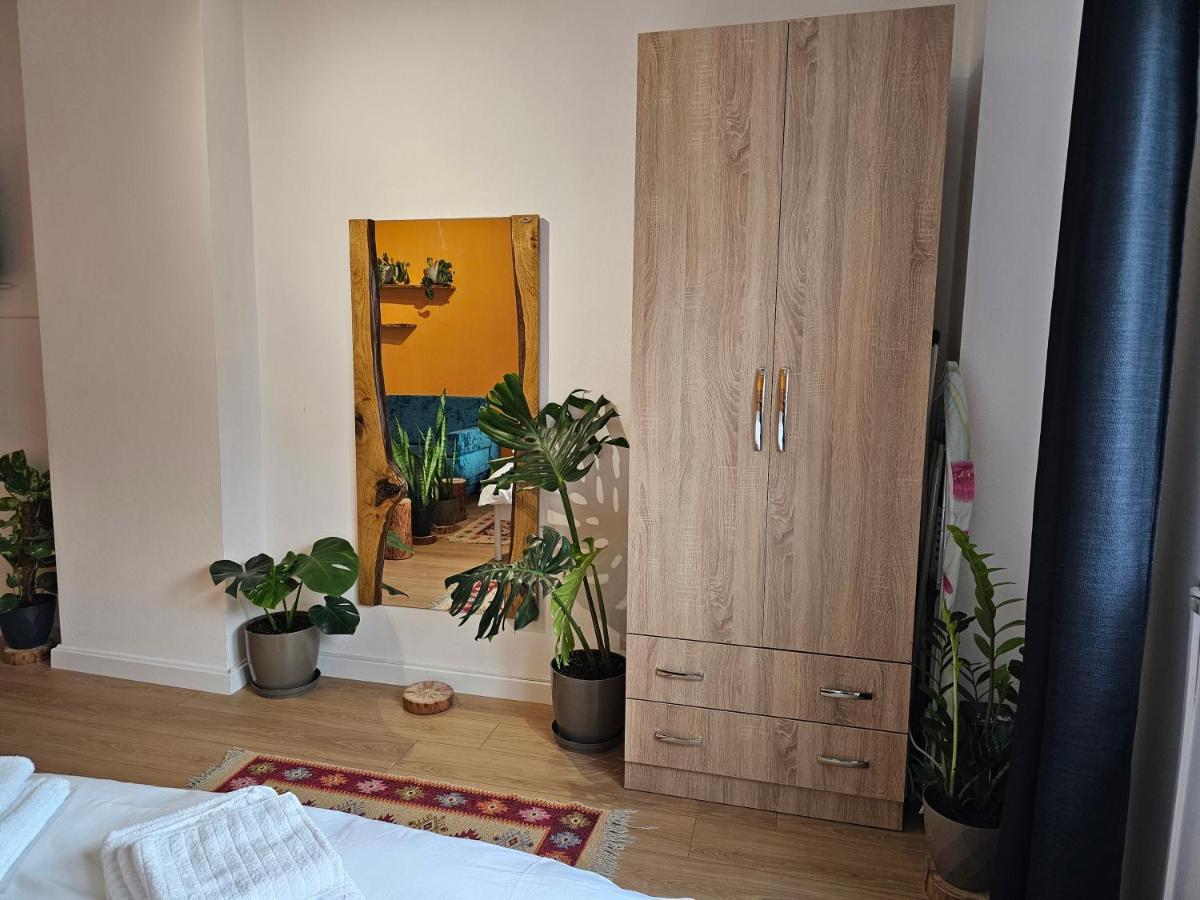 Vibe Studio Apartment Tirana Exterior foto